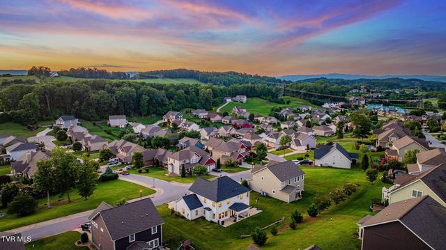 2572 Bridgeforth Crossing, Kingsport, TN 37660