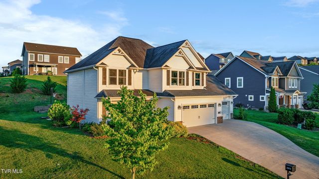 2572 Bridgeforth Crossing, Kingsport, TN 37660