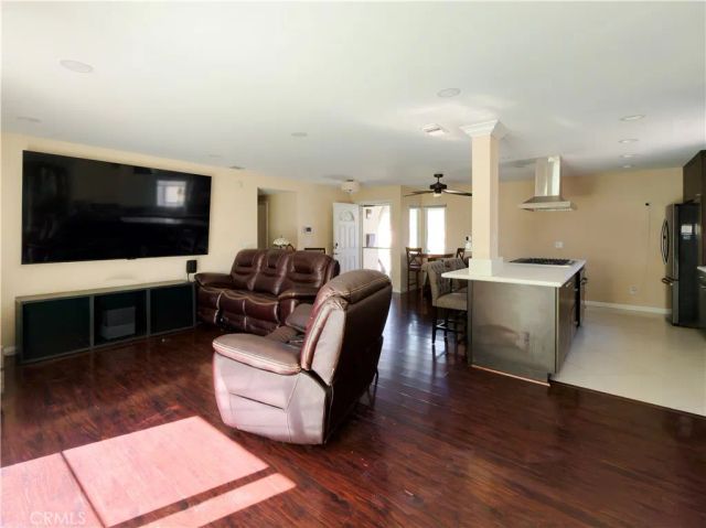 1117 S Arapaho, Santa Ana, CA 92704