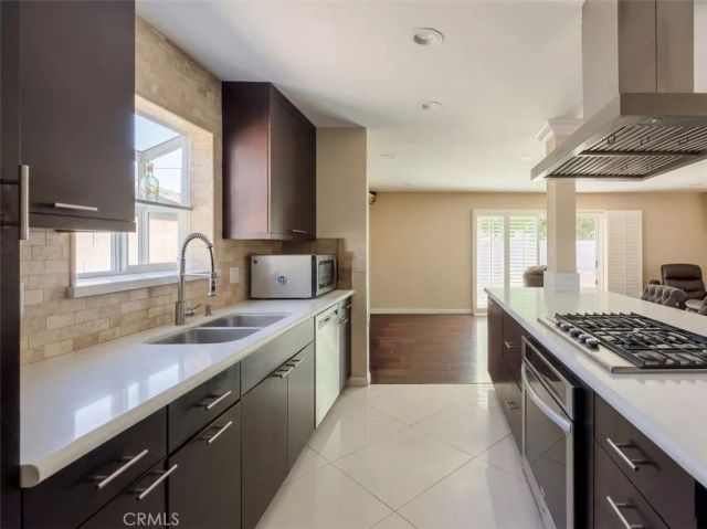 1117 S Arapaho, Santa Ana, CA 92704