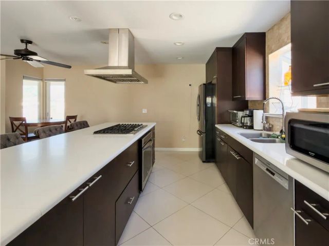 1117 S Arapaho, Santa Ana, CA 92704