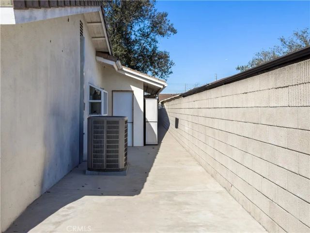 1117 S Arapaho, Santa Ana, CA 92704