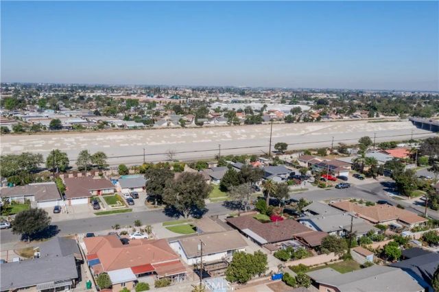 1117 S Arapaho, Santa Ana, CA 92704