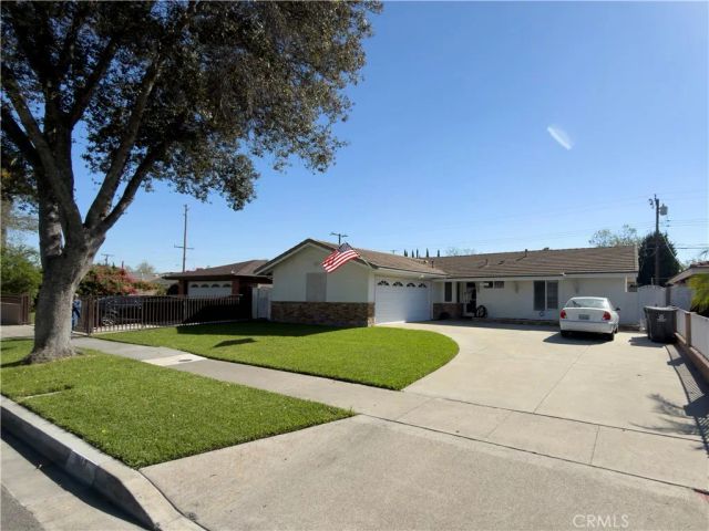 1117 S Arapaho, Santa Ana, CA 92704