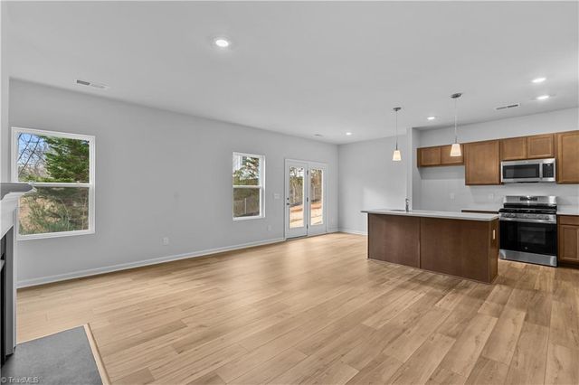 823 Shoveler Court, Kernersville, NC 27284