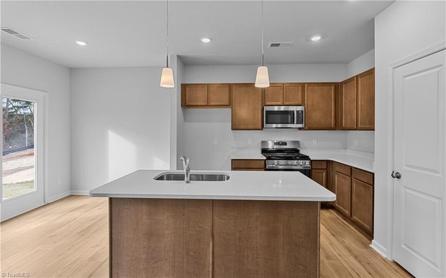 823 Shoveler Court, Kernersville, NC 27284