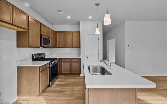 823 Shoveler Court, Kernersville, NC 27284