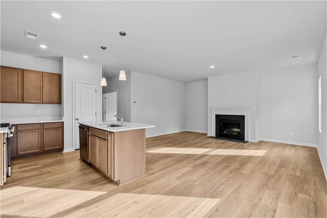 823 Shoveler Court, Kernersville, NC 27284