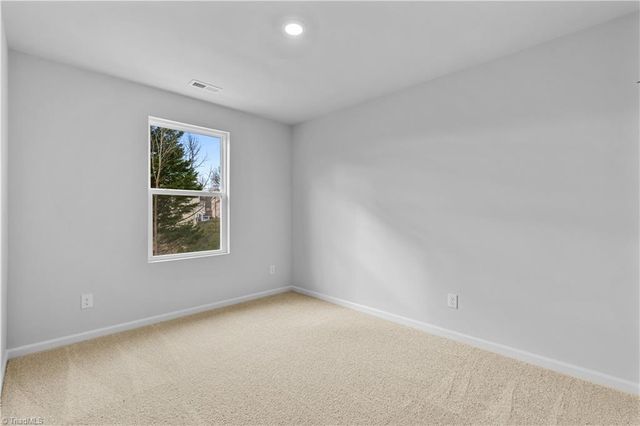 823 Shoveler Court, Kernersville, NC 27284