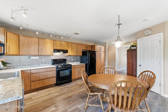 42 Academy Street, Farmingdale, NJ 07727