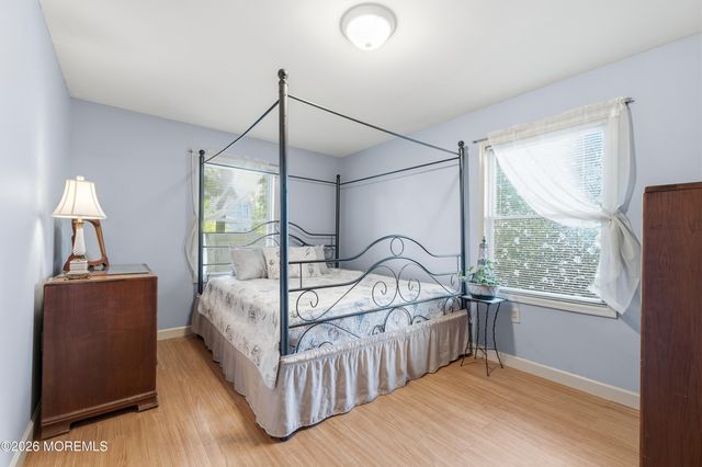 42 Academy Street, Farmingdale, NJ 07727