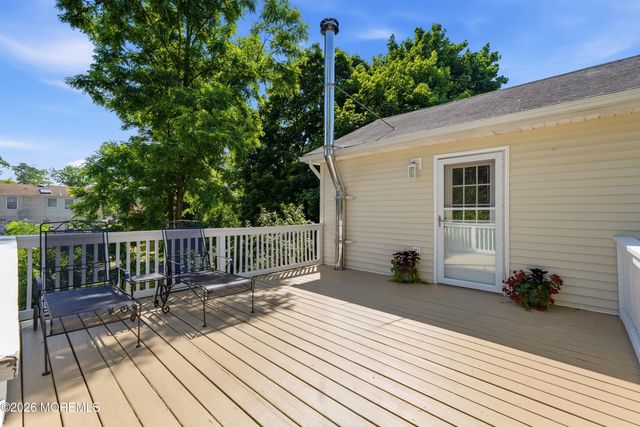 42 Academy Street, Farmingdale, NJ 07727