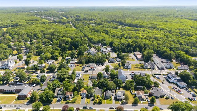 42 Academy Street, Farmingdale, NJ 07727