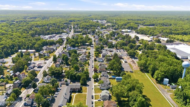 42 Academy Street, Farmingdale, NJ 07727