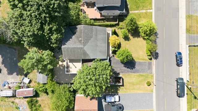 42 Academy Street, Farmingdale, NJ 07727