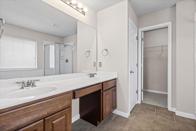 844 Dark Horse LN, Buda, TX 78610