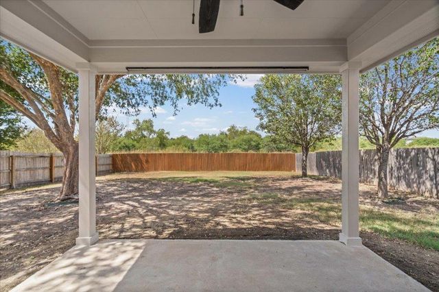 844 Dark Horse LN, Buda, TX 78610