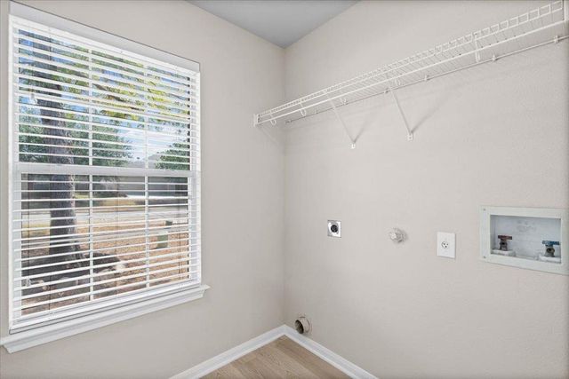 844 Dark Horse LN, Buda, TX 78610