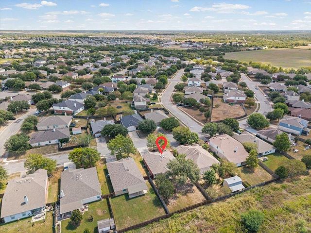 844 Dark Horse LN, Buda, TX 78610