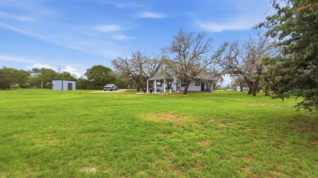 2600 Setting Sun Trail, Granbury, TX 76048