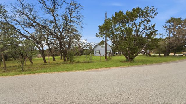 2600 Setting Sun Trail, Granbury, TX 76048