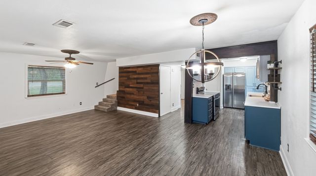 2600 Setting Sun Trail, Granbury, TX 76048