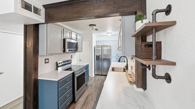 2600 Setting Sun Trail, Granbury, TX 76048