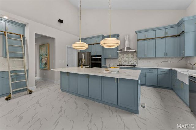 4513 Du Bourg Lane, St Louis, MO 63128