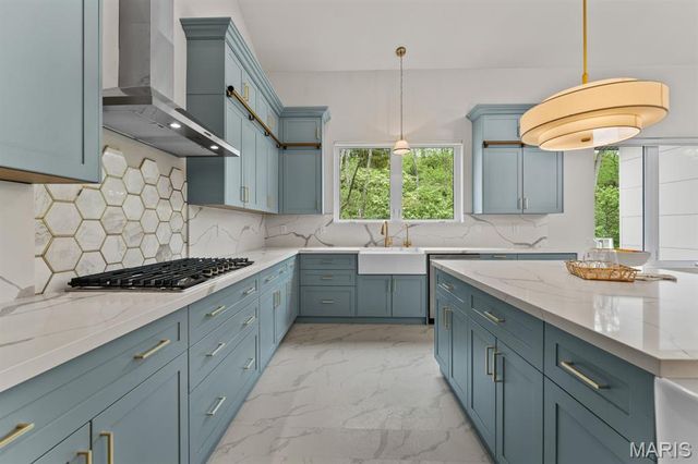 4513 Du Bourg Lane, St Louis, MO 63128