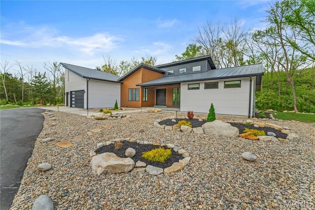 4513 Du Bourg Lane, St Louis, MO 63128