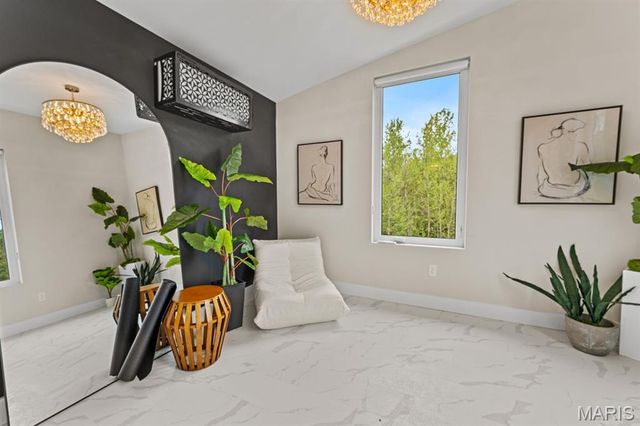 4513 Du Bourg Lane, St Louis, MO 63128