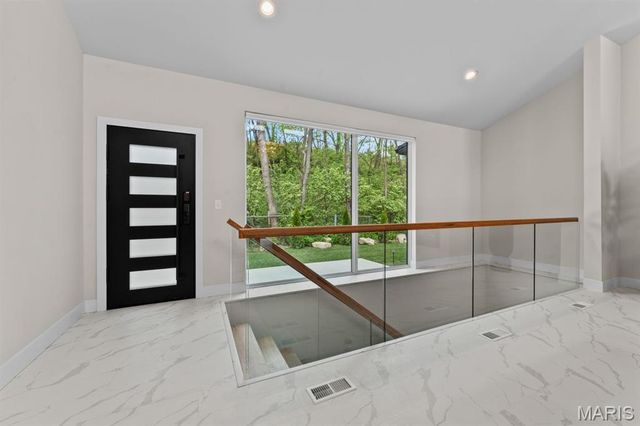 4513 Du Bourg Lane, St Louis, MO 63128