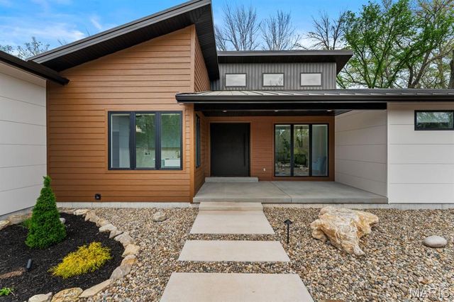 4513 Du Bourg Lane, St Louis, MO 63128