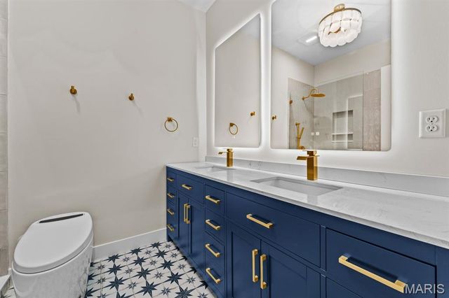 4513 Du Bourg Lane, St Louis, MO 63128
