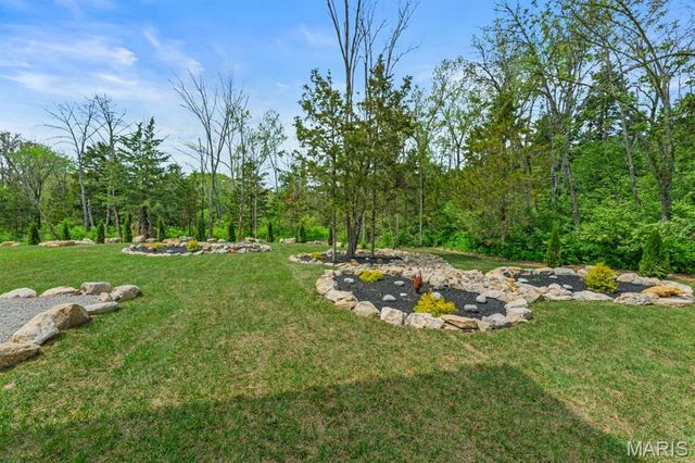 4513 Du Bourg Lane, St Louis, MO 63128