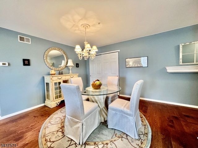 61 Brookside Ln, Mount Arlington Boro, NJ 07856