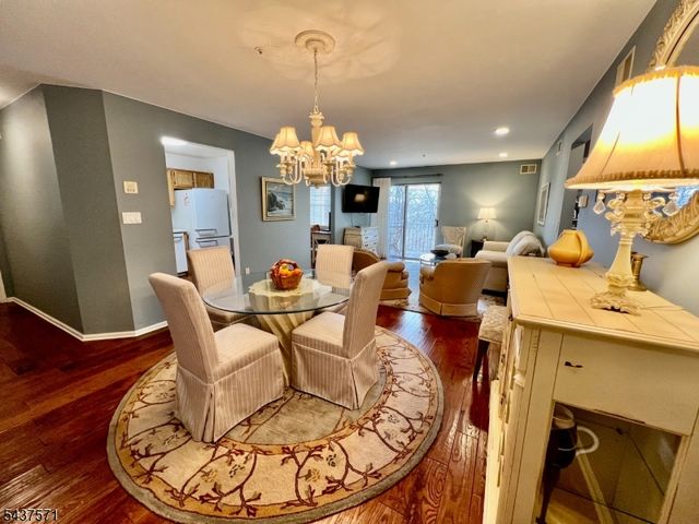 61 Brookside Ln, Mount Arlington Boro, NJ 07856