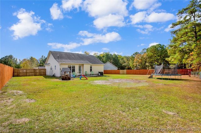 674 Copper Creek Drive, Raeford, NC 28376