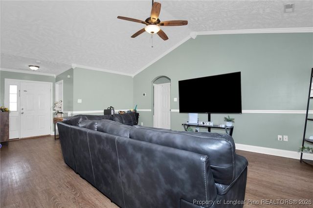 674 Copper Creek Drive, Raeford, NC 28376