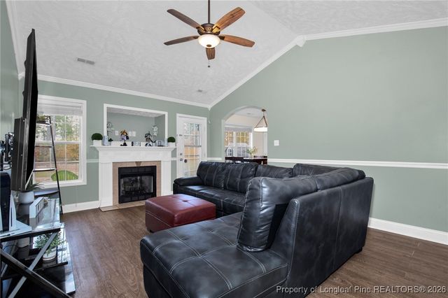 674 Copper Creek Drive, Raeford, NC 28376