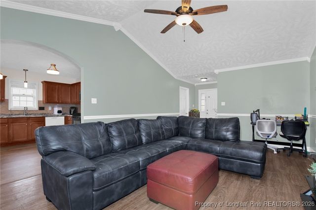 674 Copper Creek Drive, Raeford, NC 28376