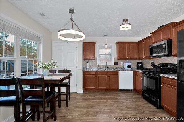 674 Copper Creek Drive, Raeford, NC 28376