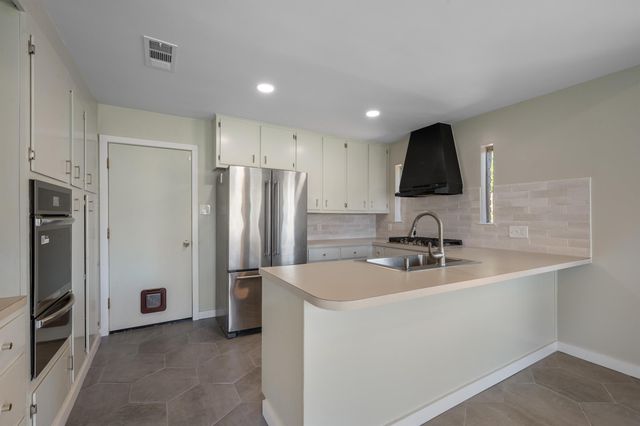 3808 NORTHFIELD RD, Austin, TX 78727