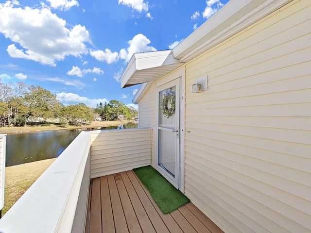 129 CAMPHOR CIRCLE C, Oldsmar, FL 34677