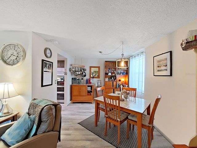 129 CAMPHOR CIRCLE C, Oldsmar, FL 34677