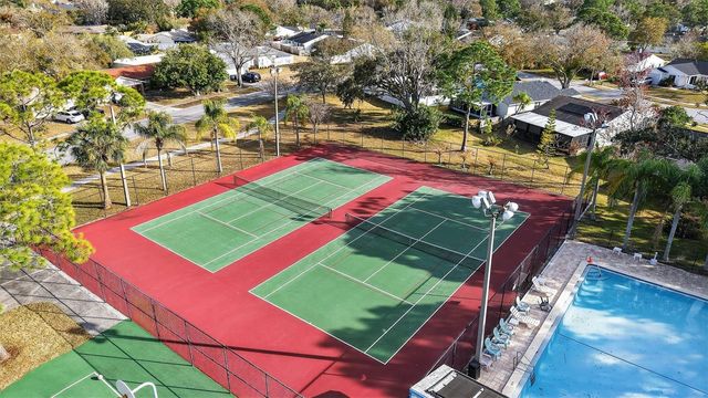 129 CAMPHOR CIRCLE C, Oldsmar, FL 34677