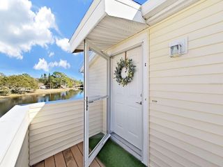 129 CAMPHOR CIRCLE C, Oldsmar, FL 34677