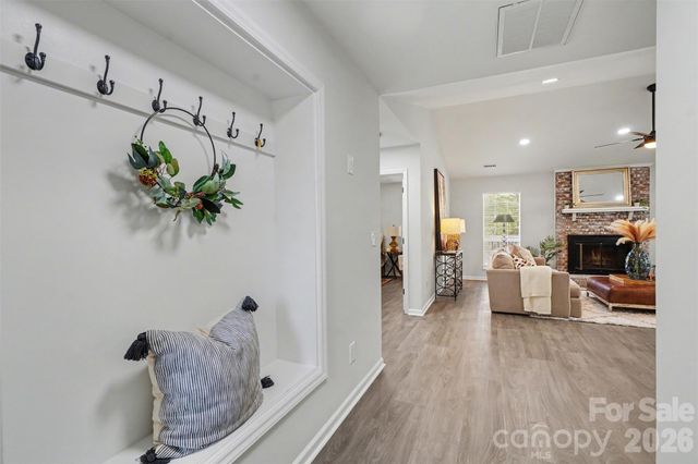 7138 Rena Mae Lane, Charlotte, NC 28227