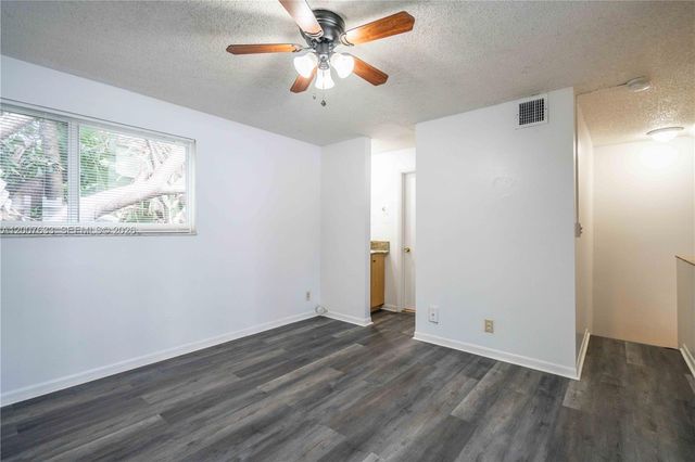 600 N Rio Vista Blvd C, Fort Lauderdale, FL 33301