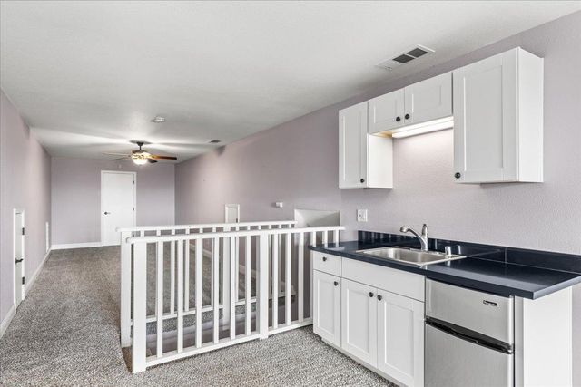 22090 Arburua Rd, Los Banos, CA 93635